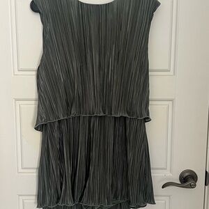 Elegant Pleated Sleeveless Romper